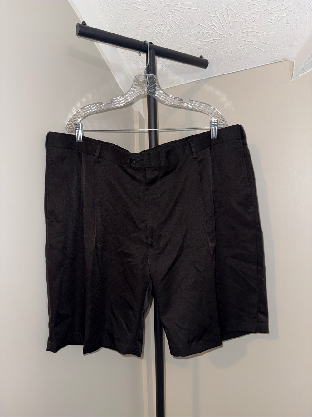Jos. A. Bank Black Leadbetter Men's Golf Dress Shorts